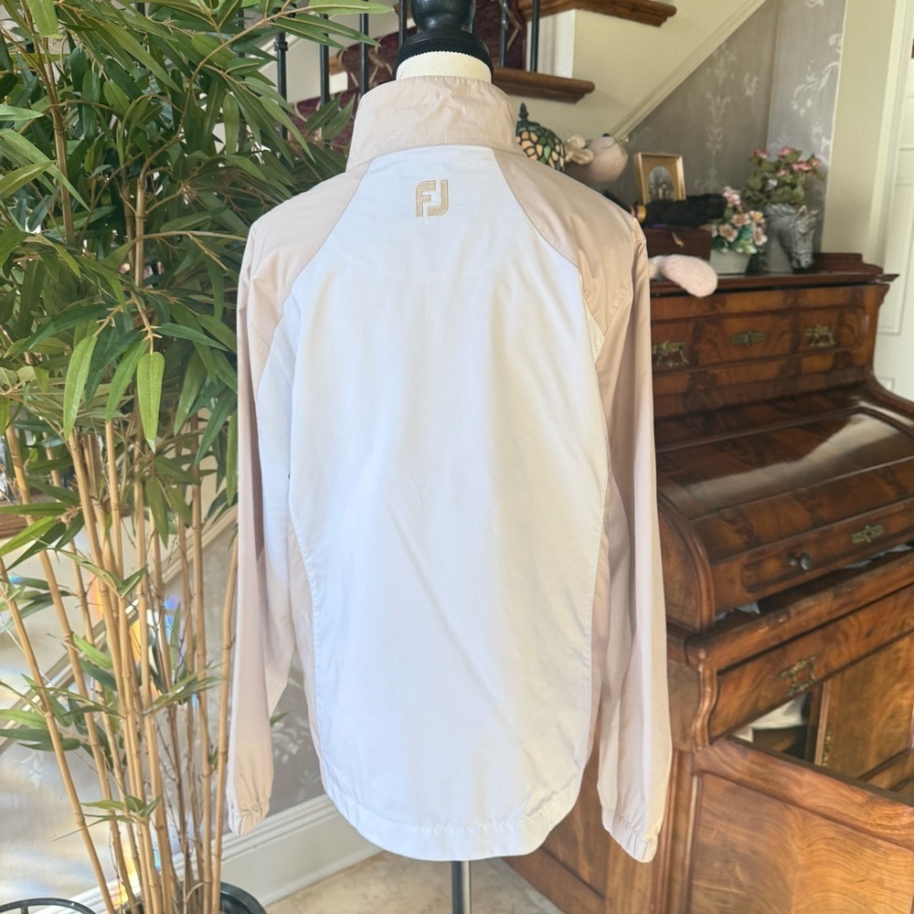 FOOTJOY ladies, golf apparel windbreaker NWOT size medium, zip front lightweight - Picture 12 of 13